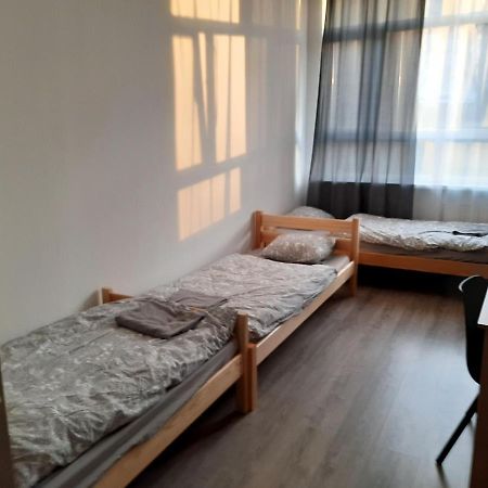Hostel Polnocna 61 Сосновець Екстер'єр фото