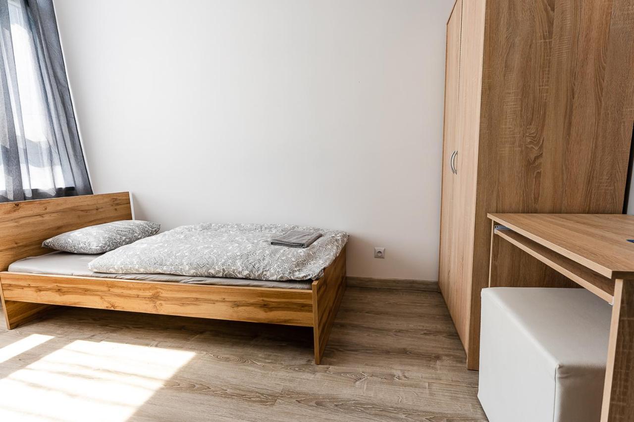 Hostel Polnocna 61 Сосновець Екстер'єр фото