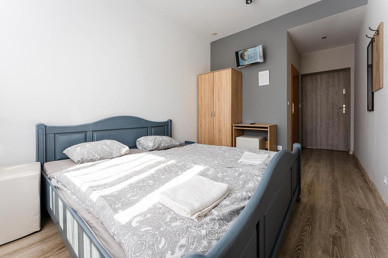 Hostel Polnocna 61 Сосновець Екстер'єр фото
